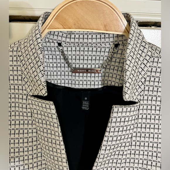 WHBM Blazer/Jacket - Light Gray and Black - Size 0 - - Picture 3 of 12